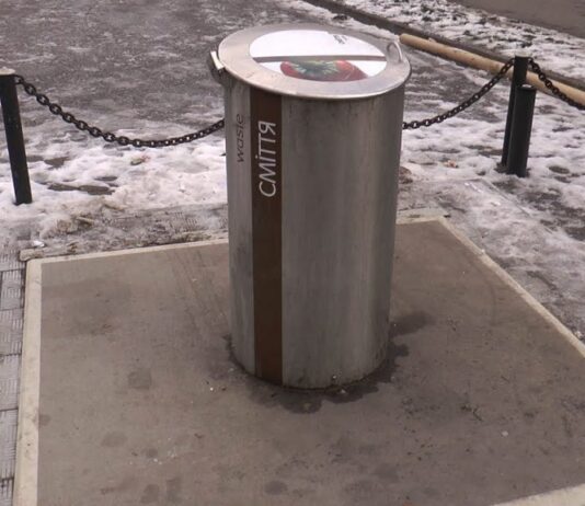 В Хмельницком до конца года установят еще два подземных мусорных контейнера
