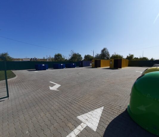 Хмельничане могут сдать одежду в Центр управления отходами