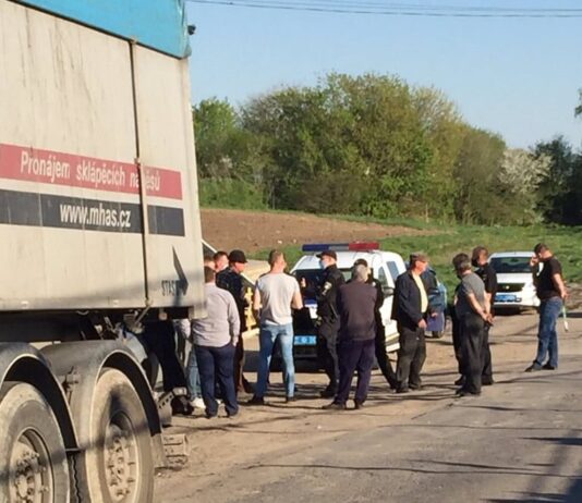 Львовский мусор не пускают в Хмельницкую область