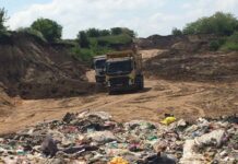 Львовский мусор снова выбросили в Хмельницкой области