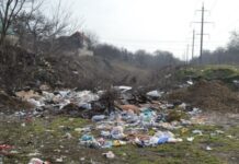 Более 50 мешков мусора собрали активисты в одном из сел Хмельницкой области